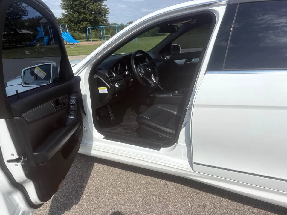 2014 Mercedes-Benz W204 C-Class - Image 7 of 15