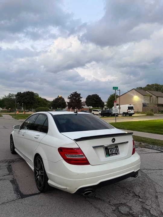 2014 Mercedes-Benz W204 C-Class - Image 2 of 10