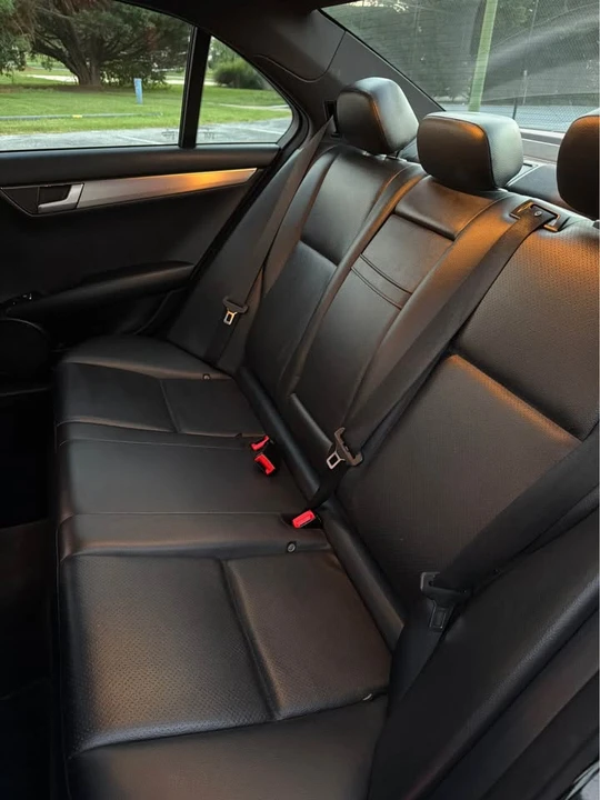 2014 Mercedes-Benz W204 C-Class - Image 12 of 20