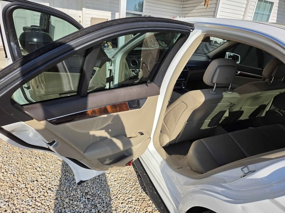 2014 Mercedes-Benz W204 C-Class - Image 15 of 20
