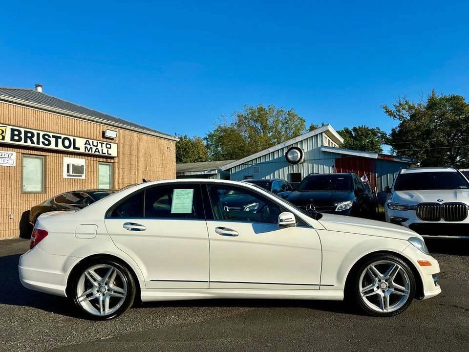 2014 Mercedes-Benz W204 C-Class - Image 10 of 21