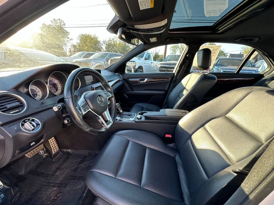 2014 Mercedes-Benz W204 C-Class - Image 11 of 21