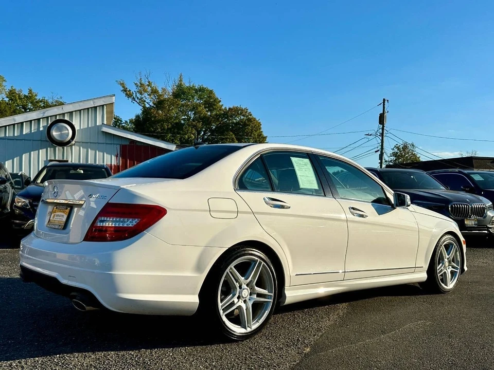 2014 Mercedes-Benz W204 C-Class - Image 9 of 21