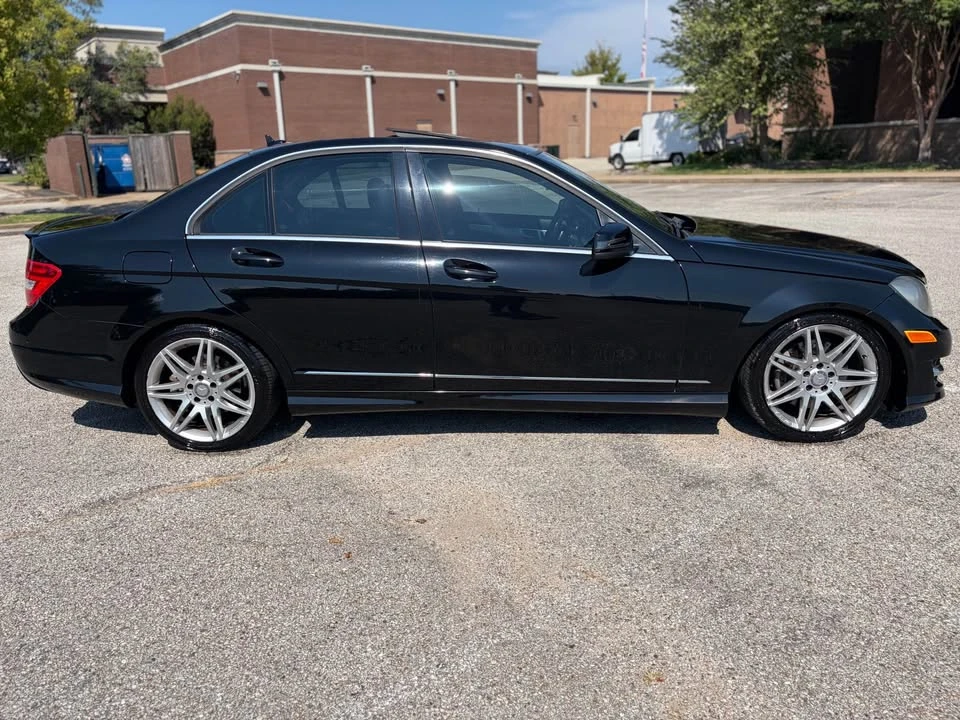 2014 Mercedes-Benz W204 C-Class - Image 2 of 10