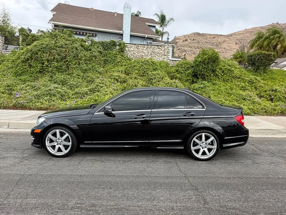 2014 Mercedes-Benz W204 C-Class - Image 2 of 15