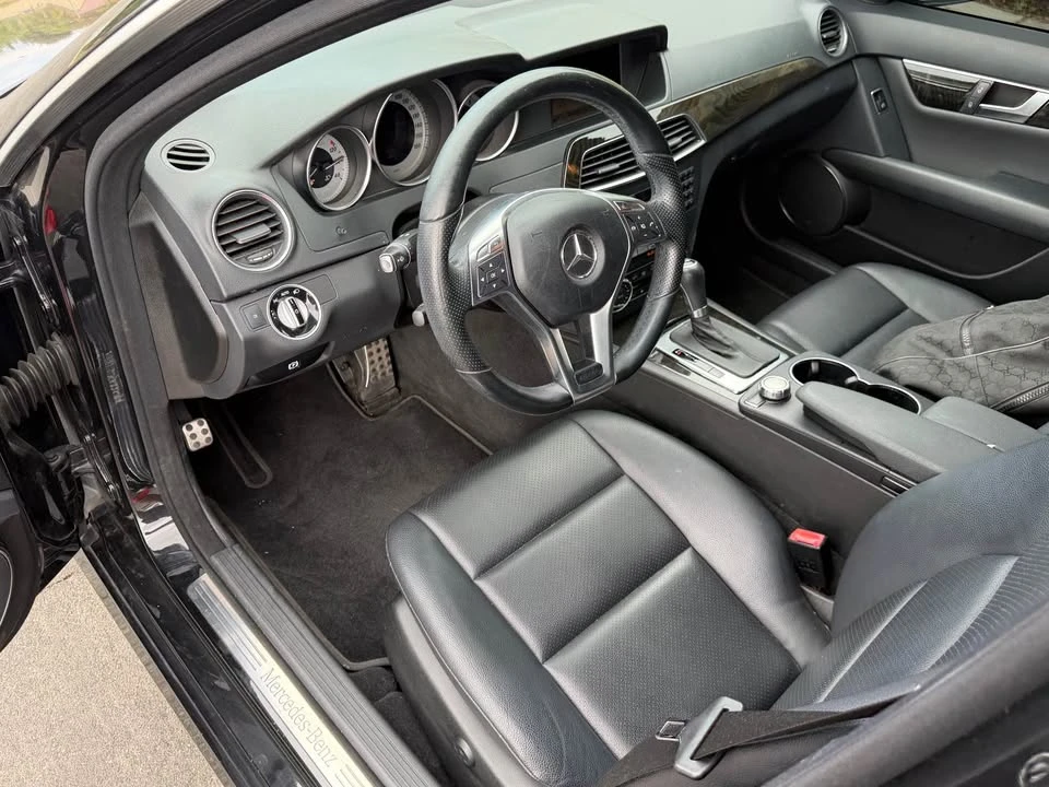 2014 Mercedes-Benz W204 C-Class - Image 12 of 15