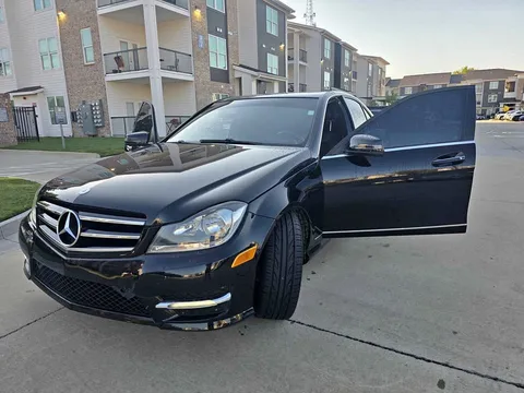 2014 Mercedes-Benz C-Class C 350 Sedan 4D