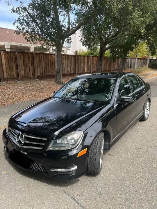 2014 Mercedes-Benz W204 C-Class - Image 2 of 11
