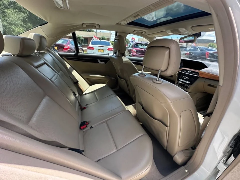 2014 Mercedes-Benz W204 C-Class - Image 17 of 20
