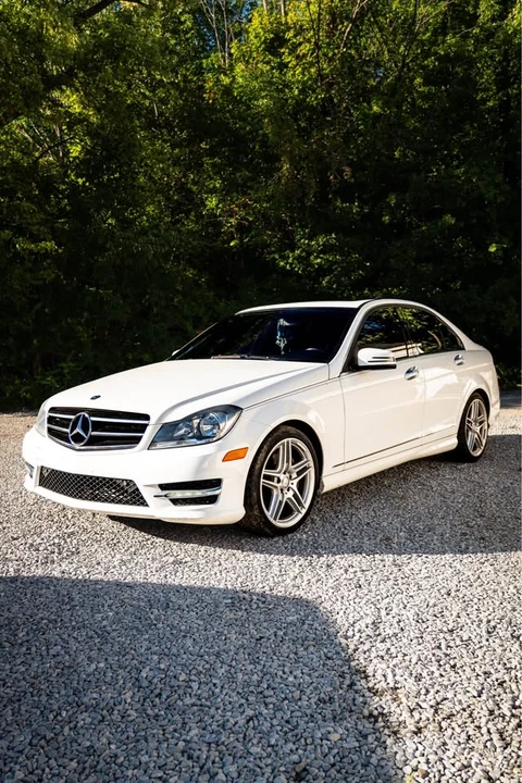 2014 Mercedes-Benz W204 C-Class - Image 2 of 20