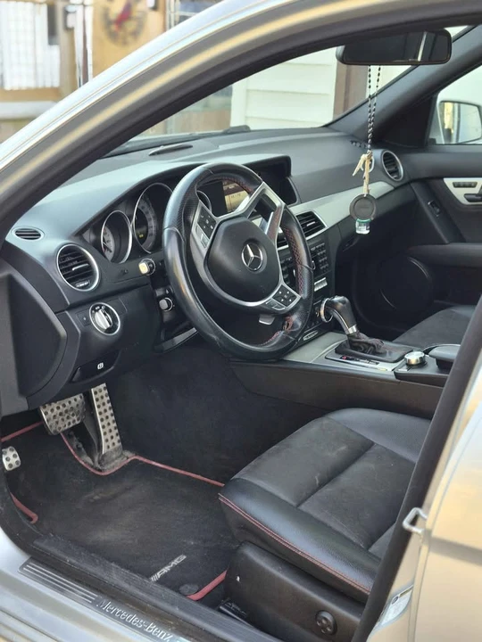 2014 Mercedes-Benz W204 C-Class - Image 2 of 5