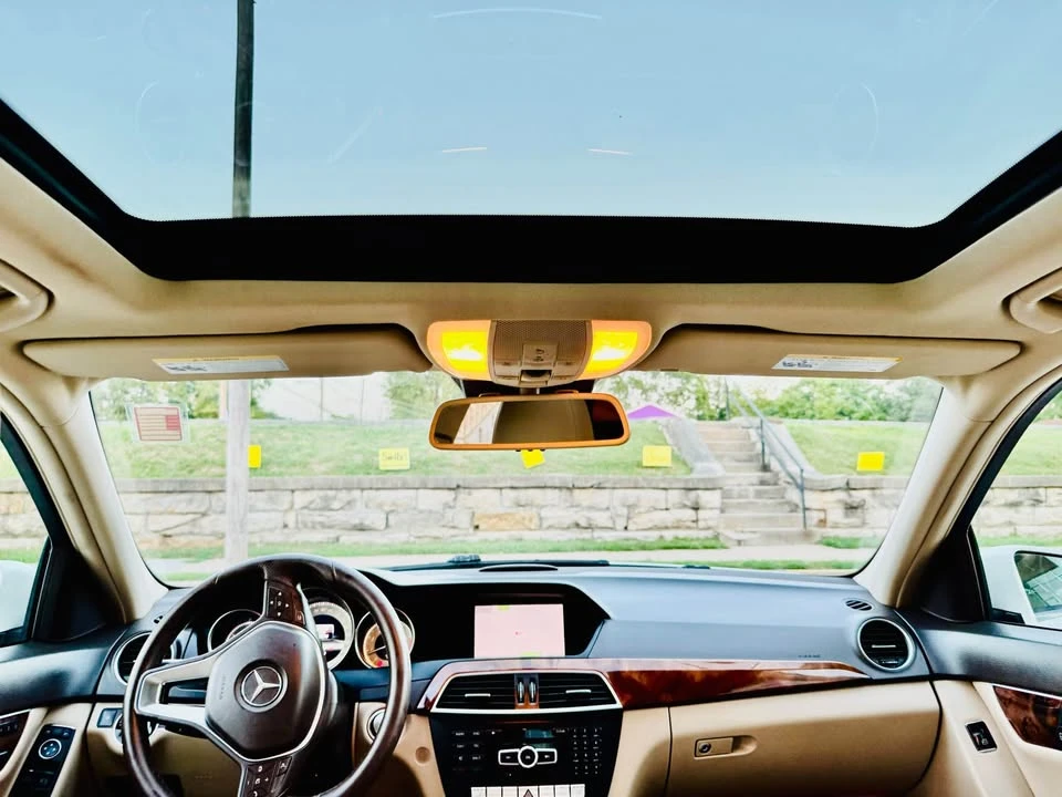 2014 Mercedes-Benz W204 C-Class - Image 10 of 19