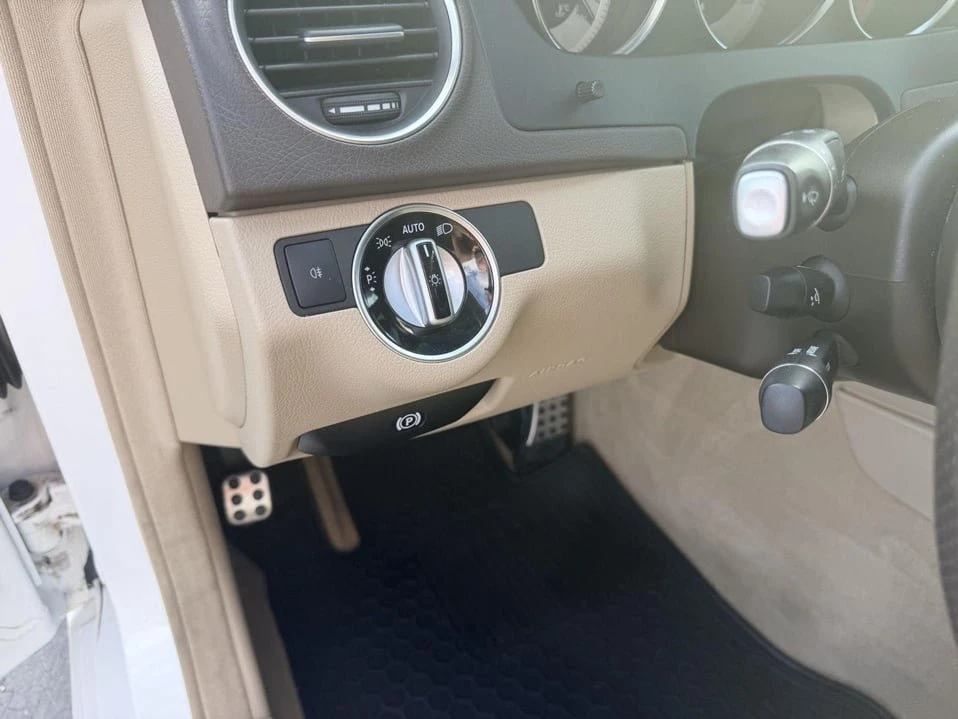 2014 Mercedes-Benz W204 C-Class - Image 12 of 18