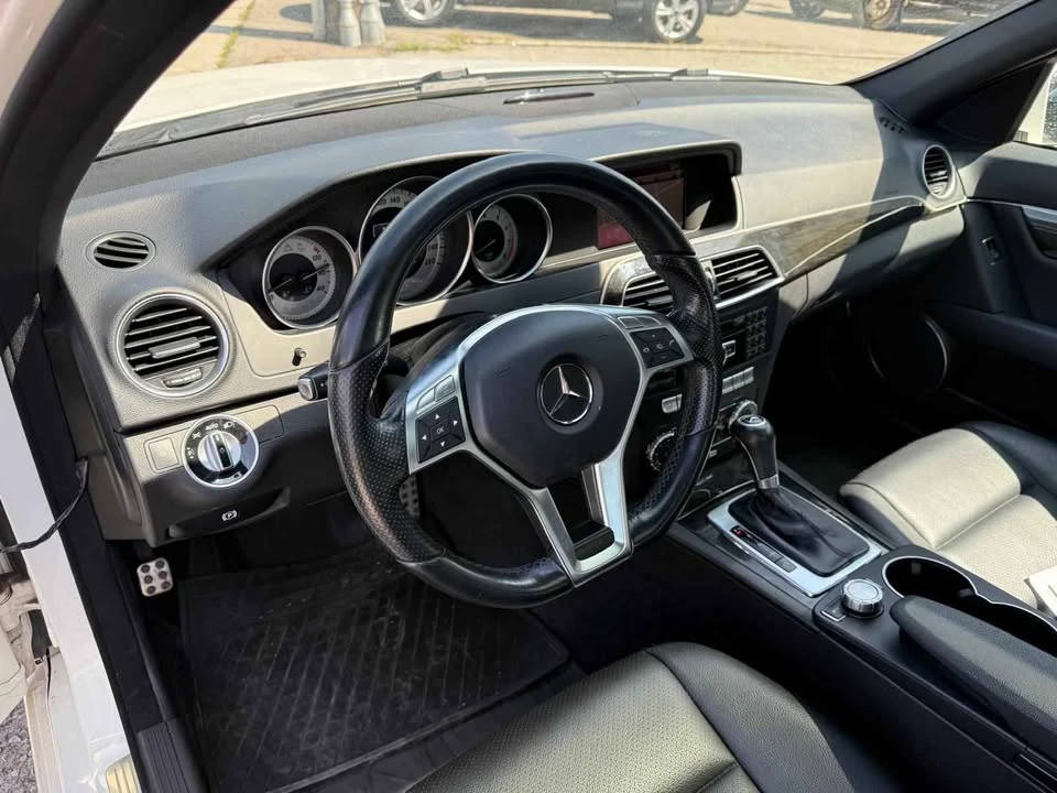 2014 Mercedes-Benz W204 C-Class - Image 11 of 20