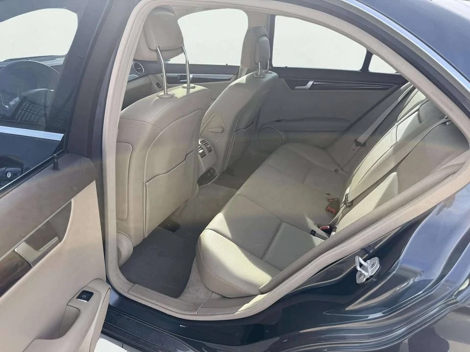 2014 Mercedes-Benz W204 C-Class - Image 11 of 17