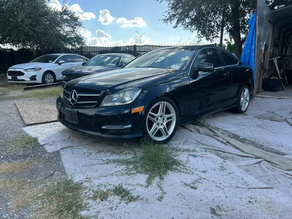 2014 Mercedes-Benz W204 C-Class - Image 2 of 8