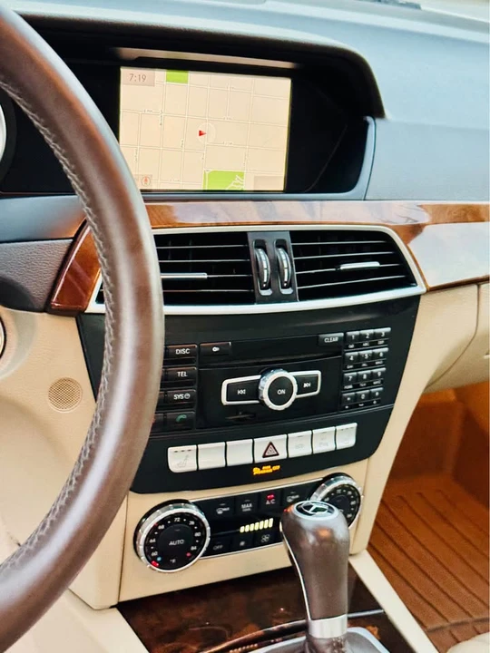 2014 Mercedes-Benz W204 C-Class - Image 18 of 19