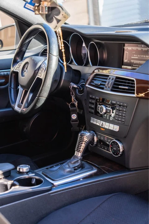2014 Mercedes-Benz W204 C-Class - Image 11 of 20