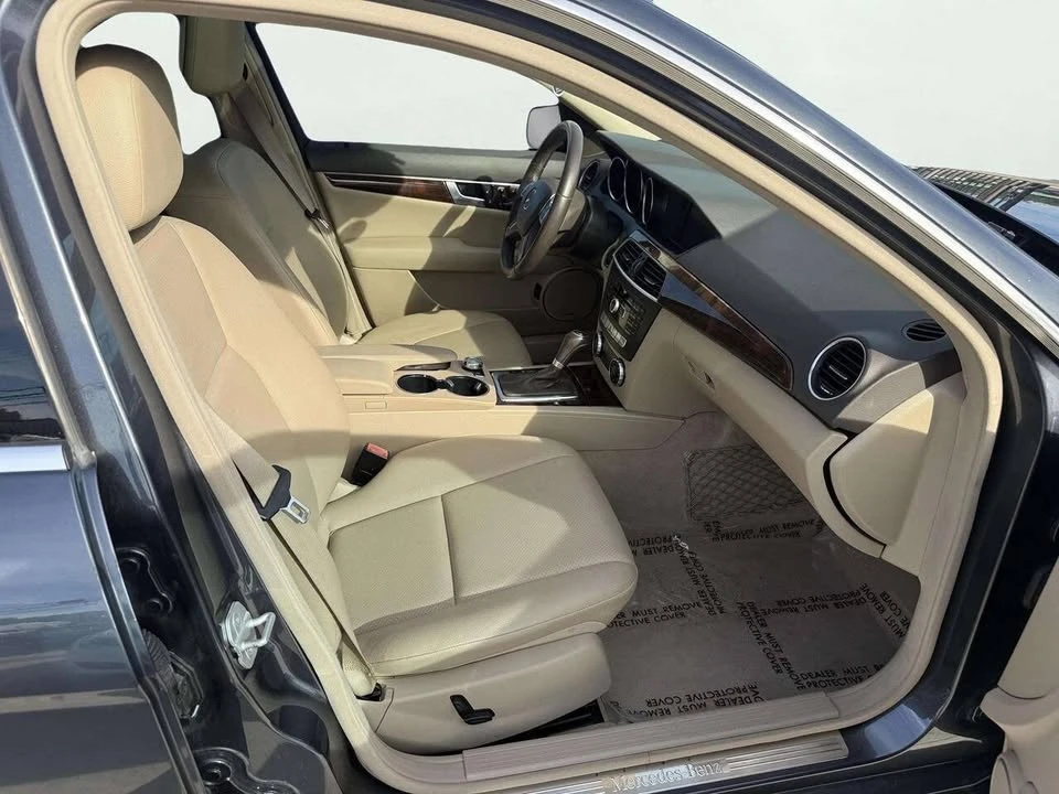 2014 Mercedes-Benz W204 C-Class - Image 12 of 17