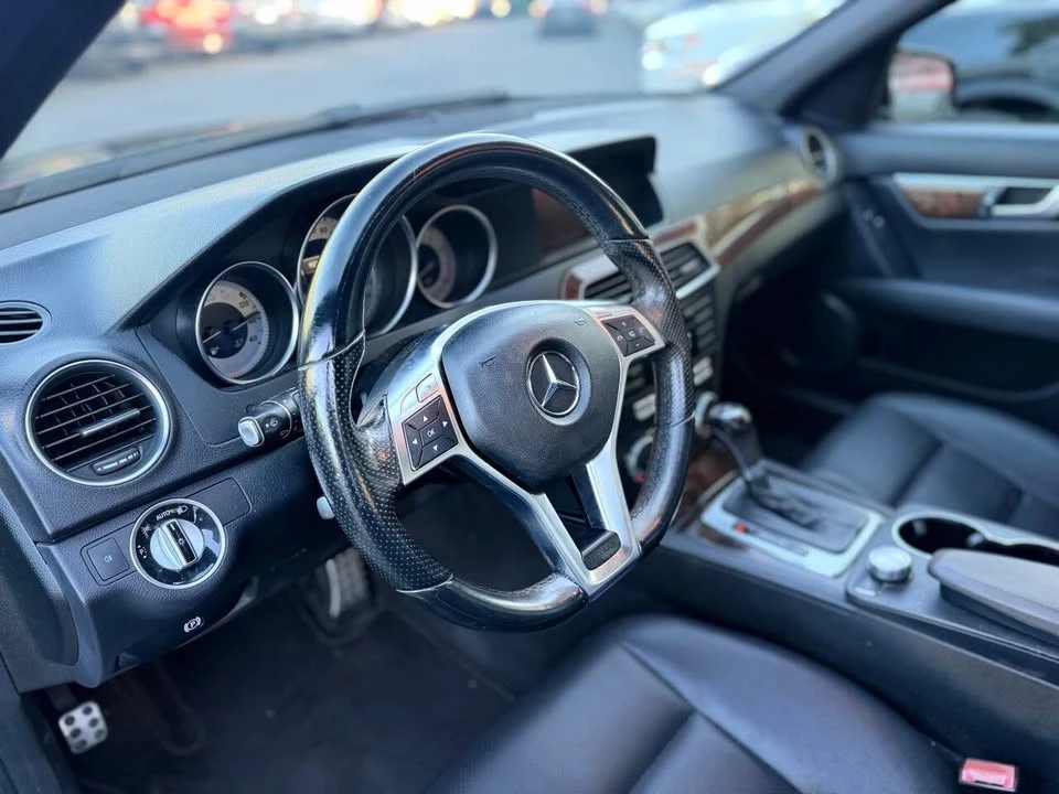 2014 Mercedes-Benz W204 C-Class - Image 10 of 18