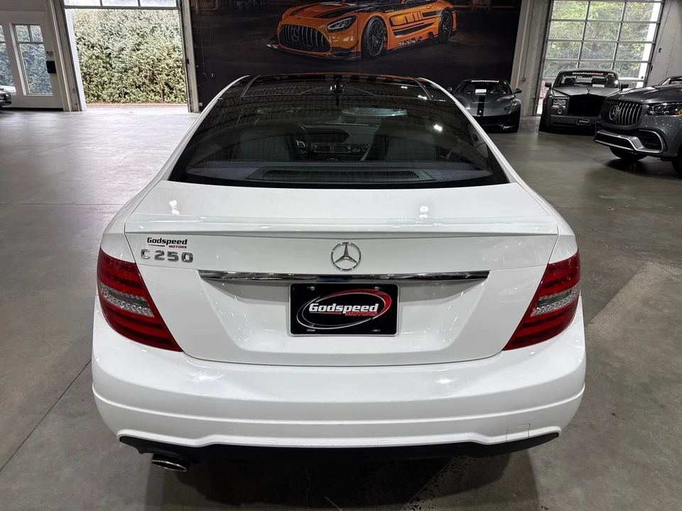 2014 Mercedes-Benz W204 C-Class - Image 6 of 12