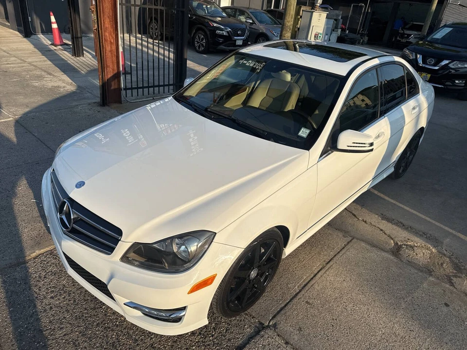 2014 Mercedes-Benz W204 C-Class - Image 9 of 21