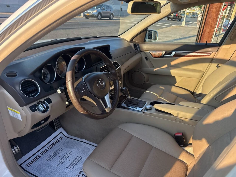 2014 Mercedes-Benz W204 C-Class - Image 18 of 21