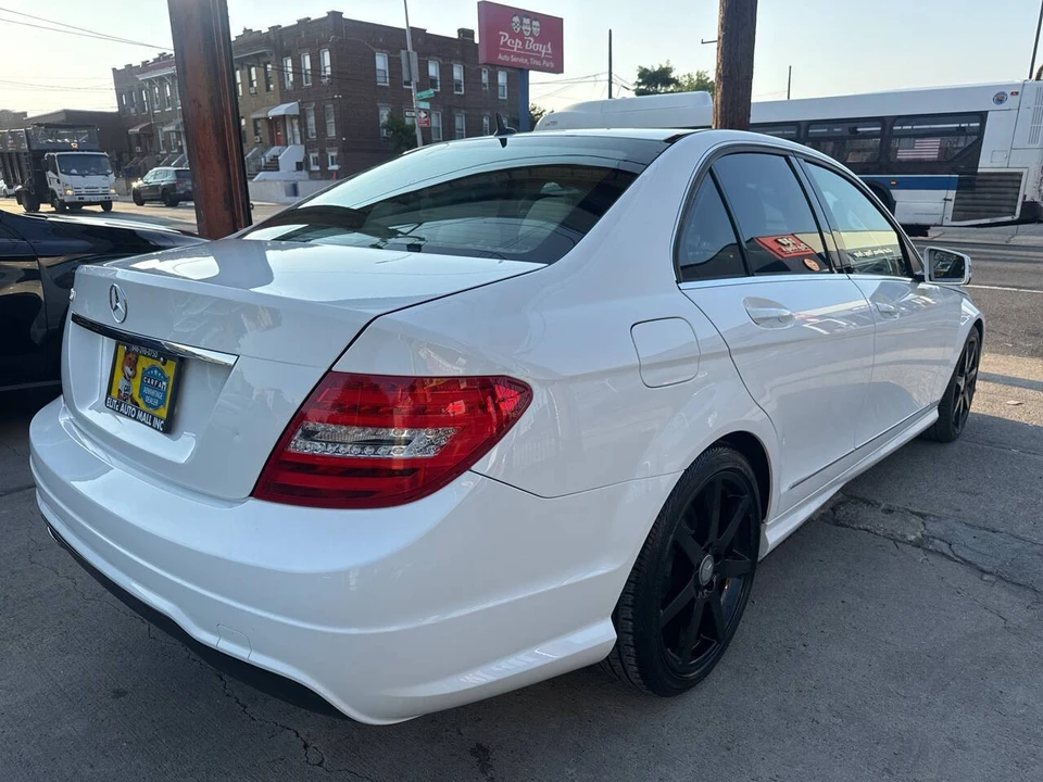 2014 Mercedes-Benz W204 C-Class - Image 7 of 21