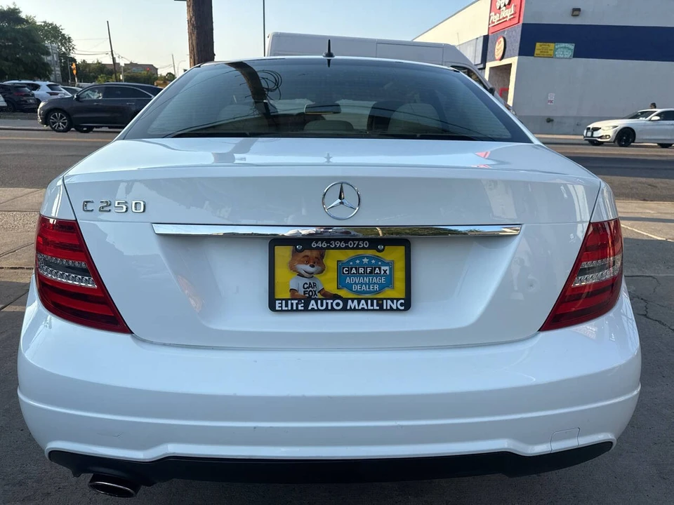 2014 Mercedes-Benz W204 C-Class - Image 6 of 21