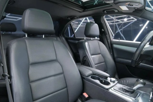 2014 Mercedes-Benz W204 C-Class - Image 14 of 21