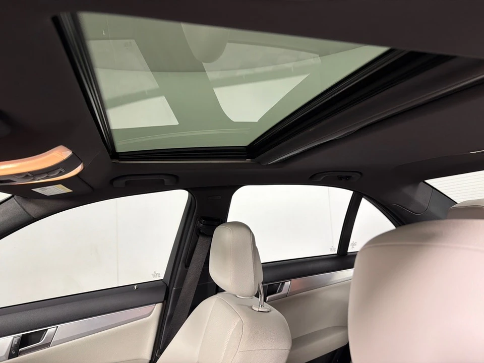 2014 Mercedes-Benz W204 C-Class - Image 11 of 12