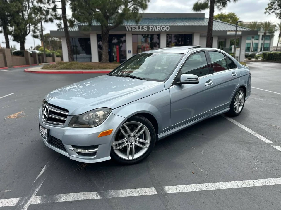 2014 Mercedes-Benz W204 C-Class - Image 2 of 9