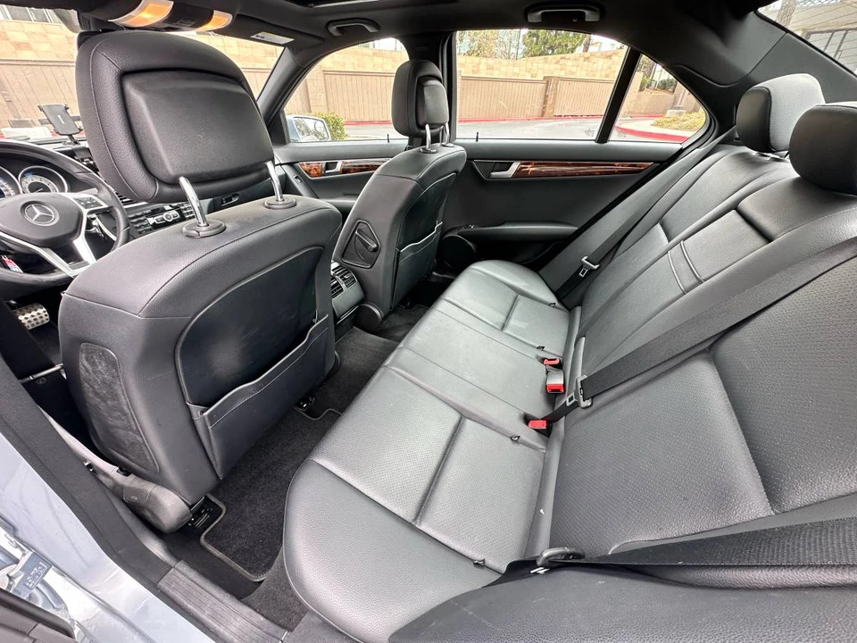 2014 Mercedes-Benz W204 C-Class - Image 7 of 9