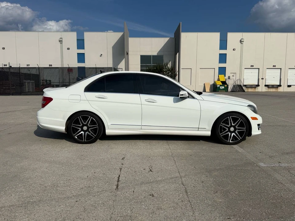 2014 Mercedes-Benz W204 C-Class - Image 4 of 13