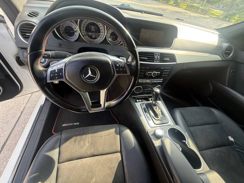 2014 Mercedes-Benz W204 C-Class - Image 9 of 13