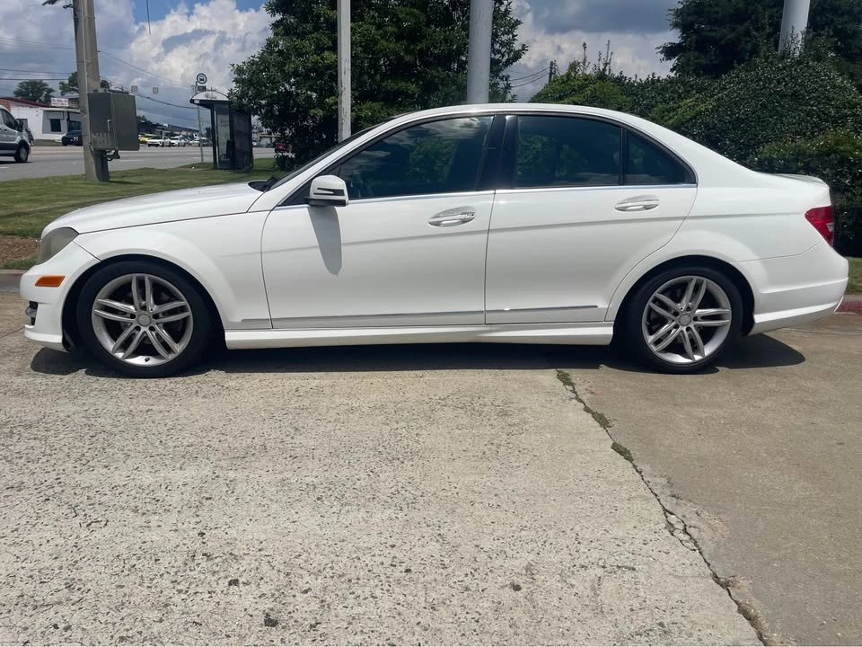 2014 Mercedes-Benz W204 C-Class - Image 2 of 13