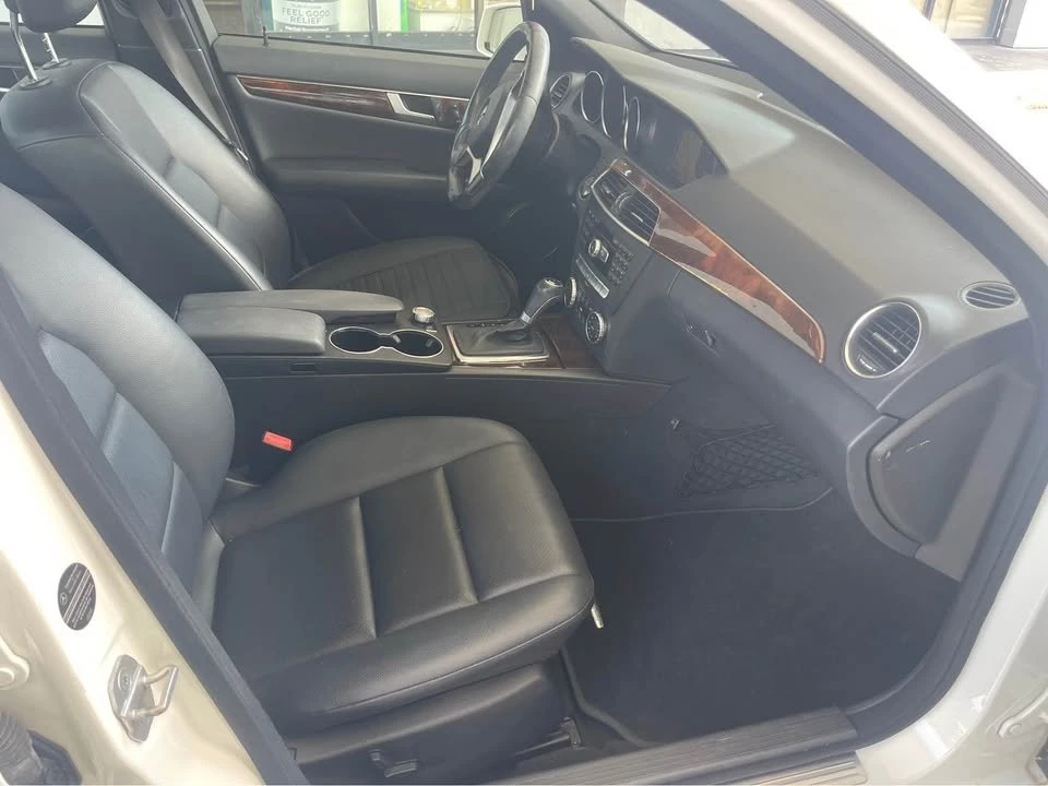 2014 Mercedes-Benz W204 C-Class - Image 9 of 13