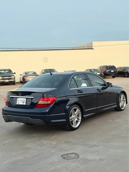 2014 Mercedes-Benz W204 C-Class - Image 5 of 14