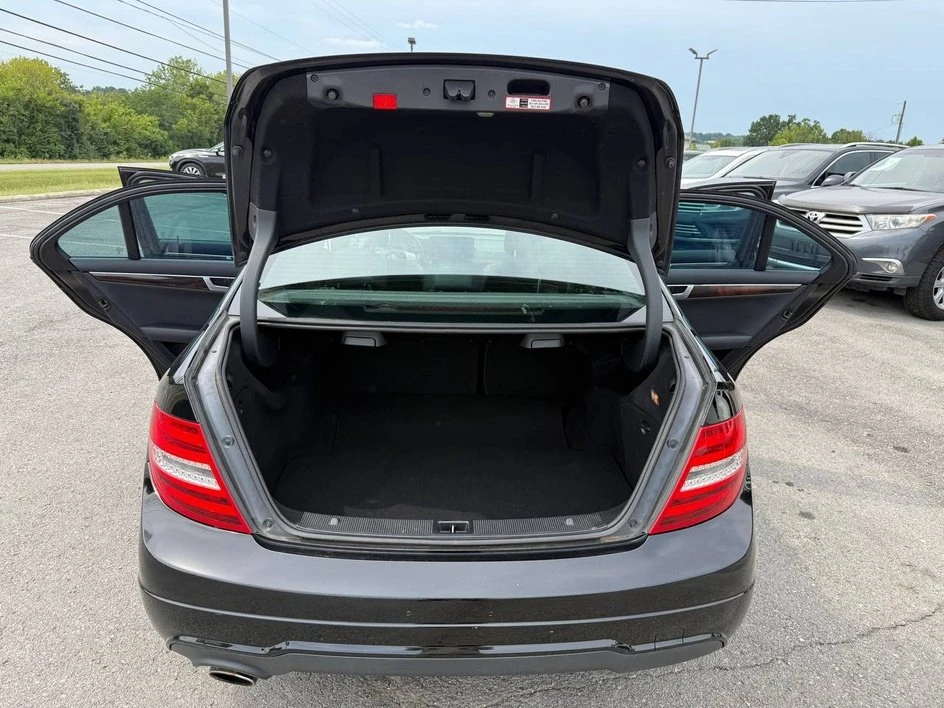 2014 Mercedes-Benz W204 C-Class - Image 12 of 19