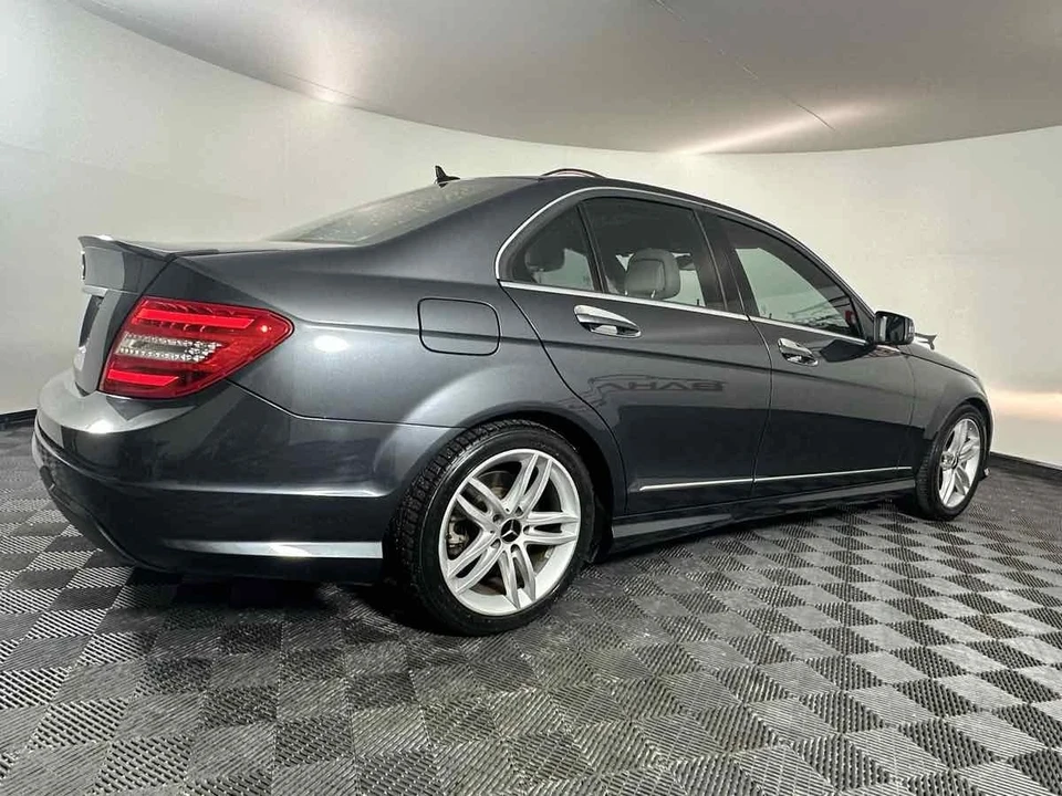 2014 Mercedes-Benz W204 C-Class - Image 9 of 21