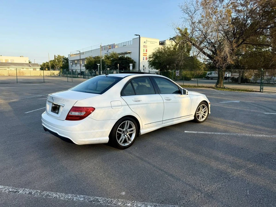 2014 Mercedes-Benz C-Class - Image 3 of 12