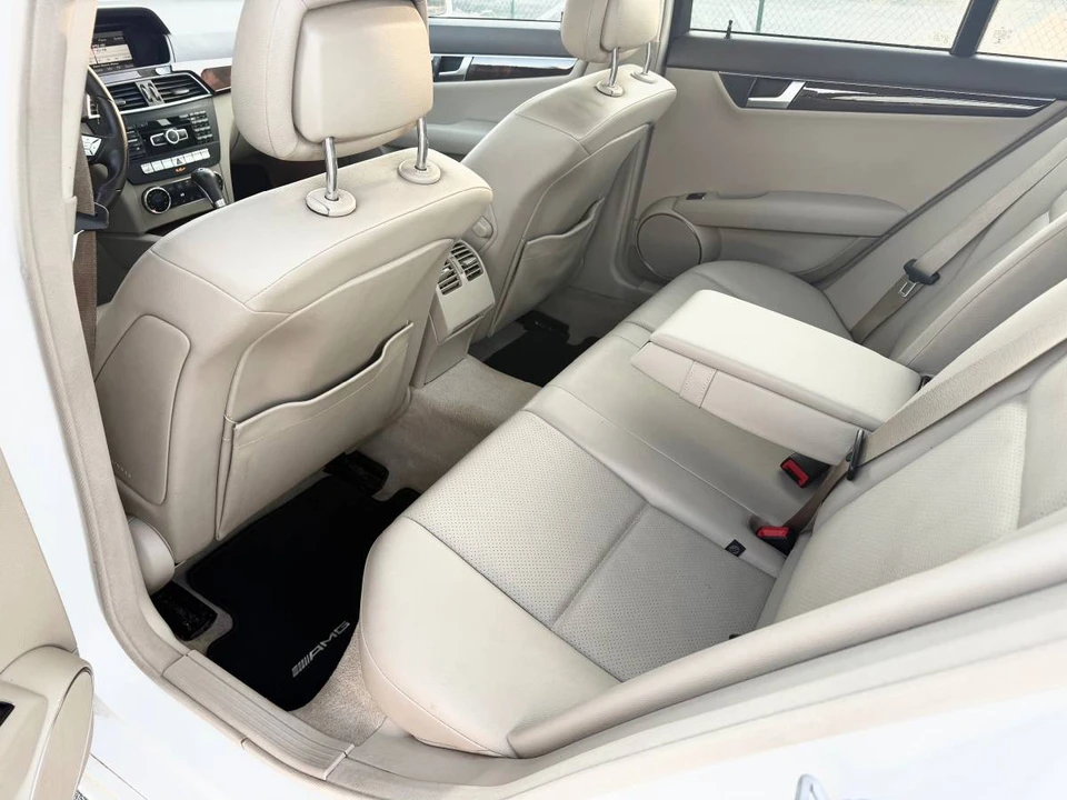 2014 Mercedes-Benz C-Class - Image 10 of 12