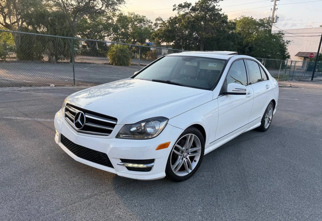 2014 Mercedes-Benz C-Class - Image 2 of 12
