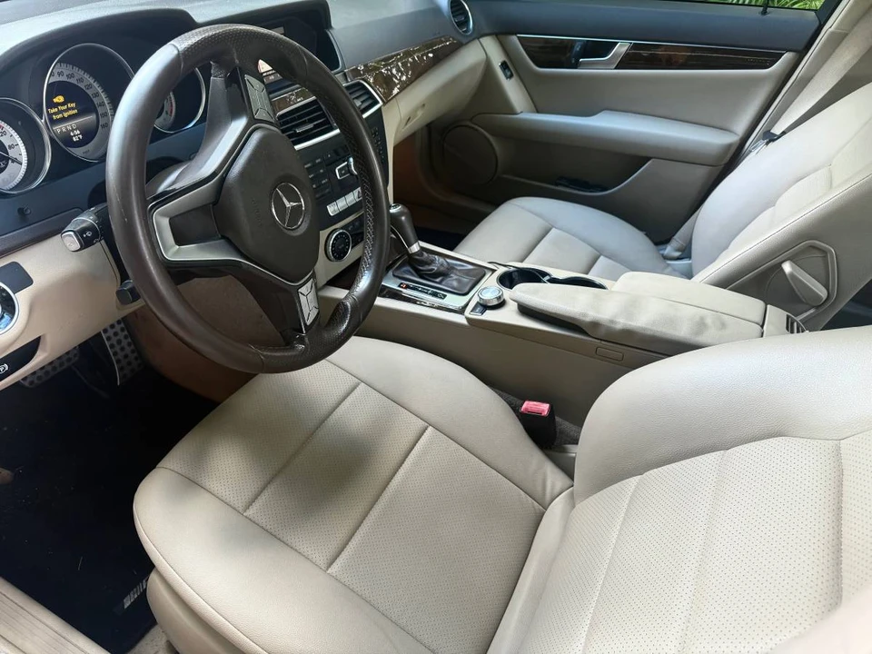 2014 Mercedes-Benz C-Class - Image 11 of 12