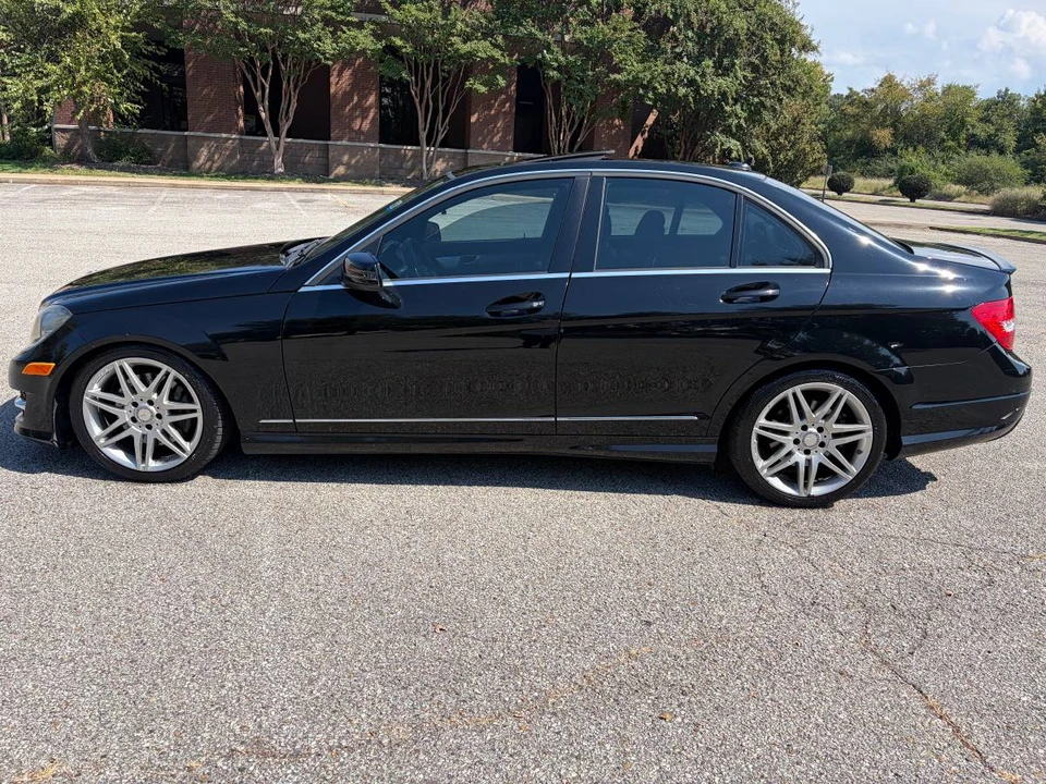 2014 Mercedes-Benz W204 C-Class - Image 2 of 10