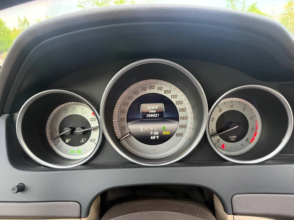 2014 Mercedes-Benz W204 C-Class - Image 12 of 19