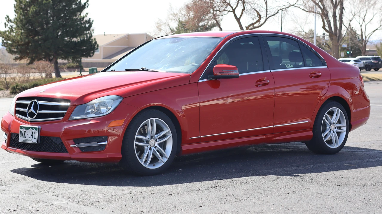 2014 Mercedes-Benz W204 C-Class - Image 9 of 31