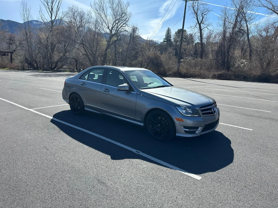 2014 Mercedes-Benz W204 C-Class - Image 12 of 31