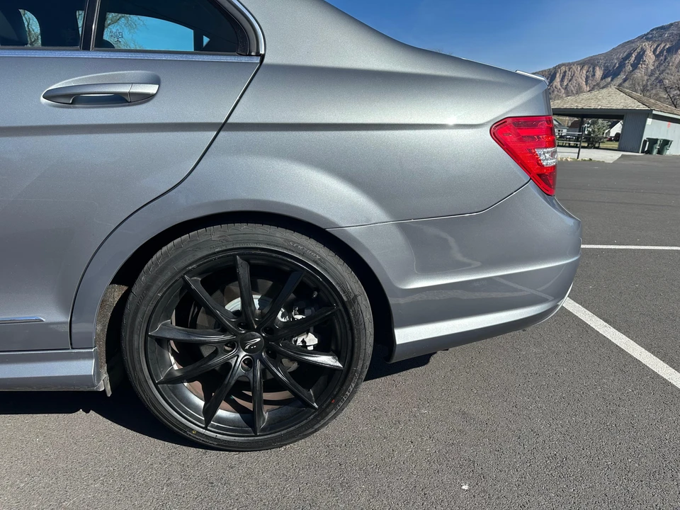 2014 Mercedes-Benz W204 C-Class - Image 17 of 31