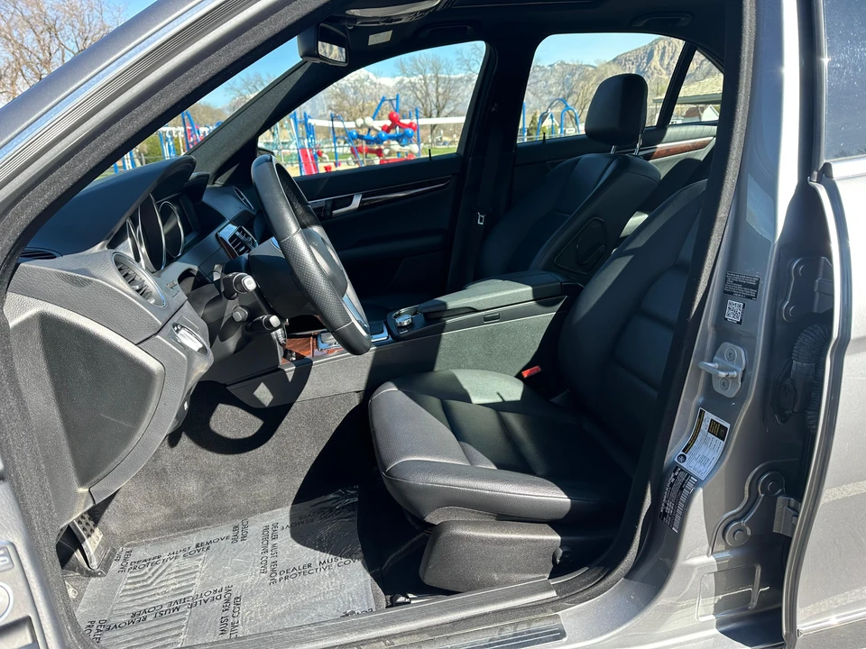 2014 Mercedes-Benz W204 C-Class - Image 24 of 31